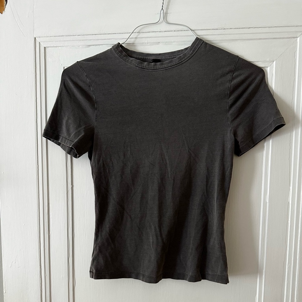 Skims Cotton Jersey T-Shirt in Smoke